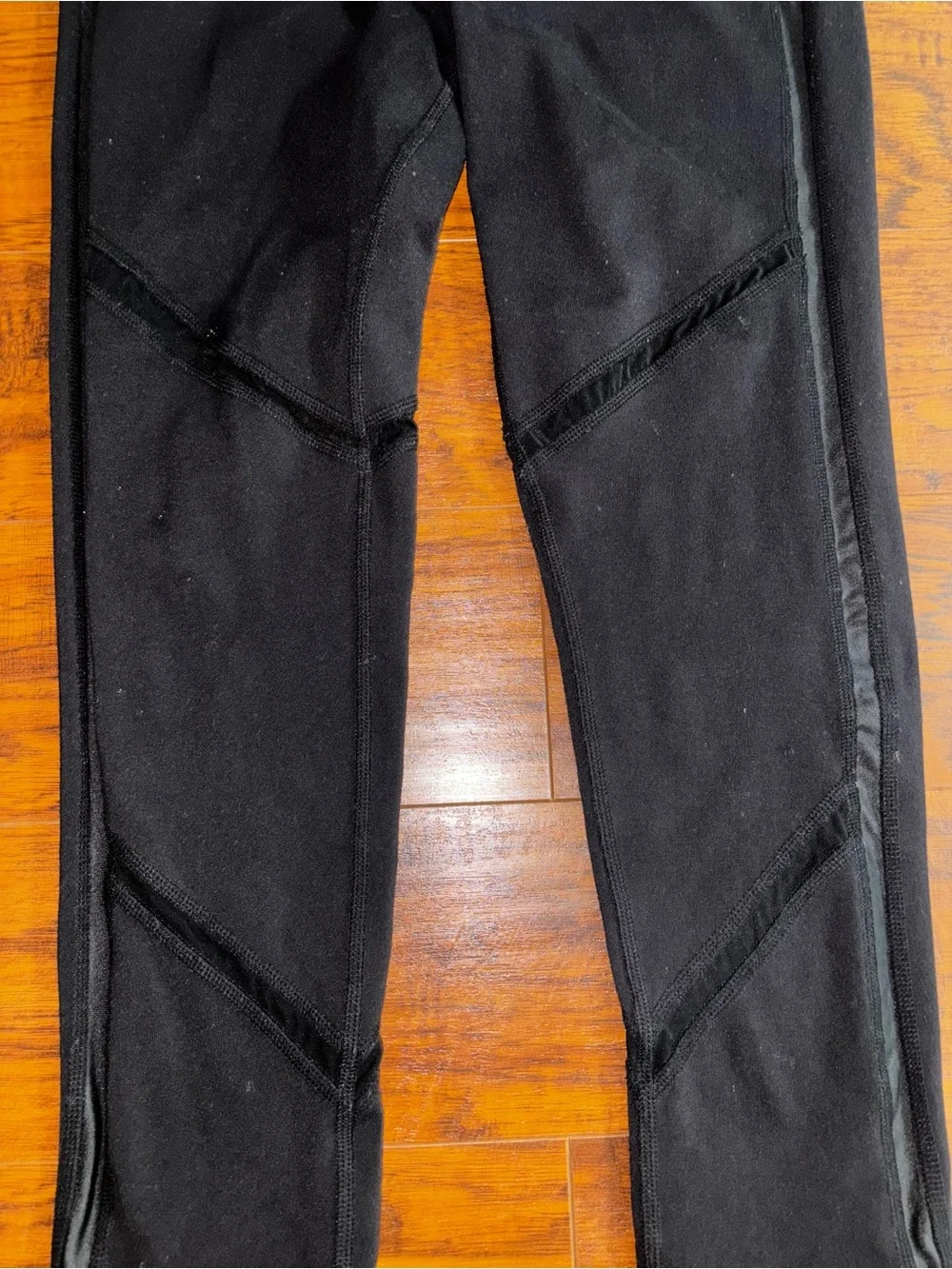 ALO Yoga Continuity Capri Black Mesh Crop Leggings High-Waisted Sheer Panels